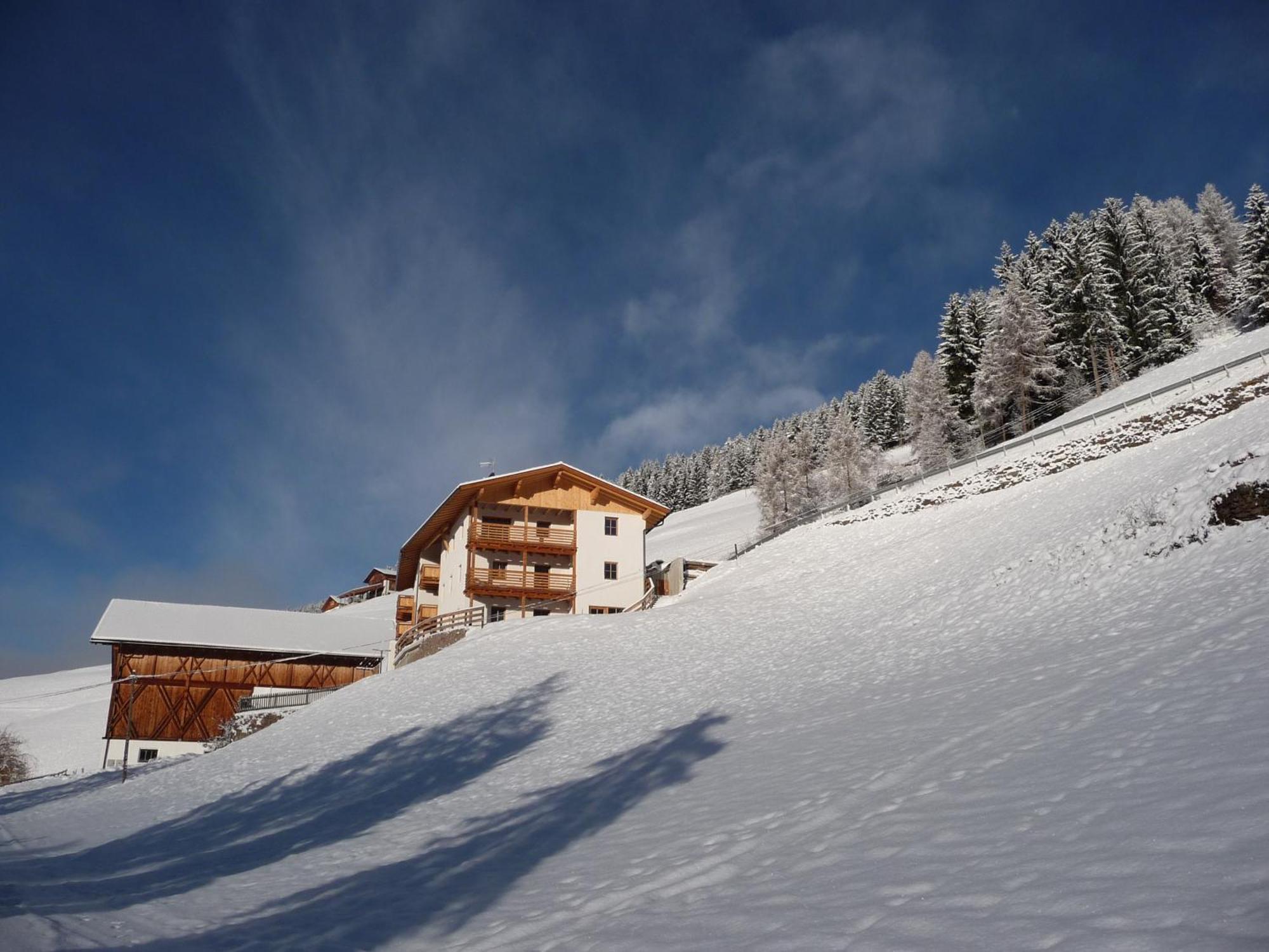 Putzerhof Aparthotel Funes  Εξωτερικό φωτογραφία