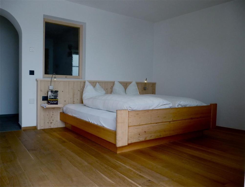 Putzerhof Aparthotel Funes  Δωμάτιο φωτογραφία