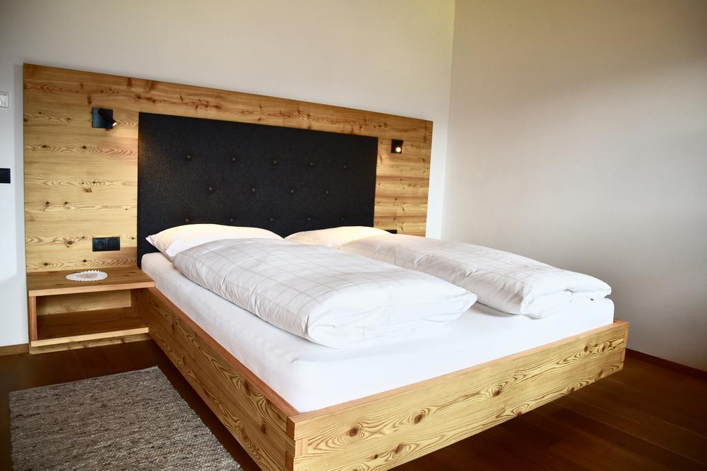 Putzerhof Aparthotel Funes  Εξωτερικό φωτογραφία