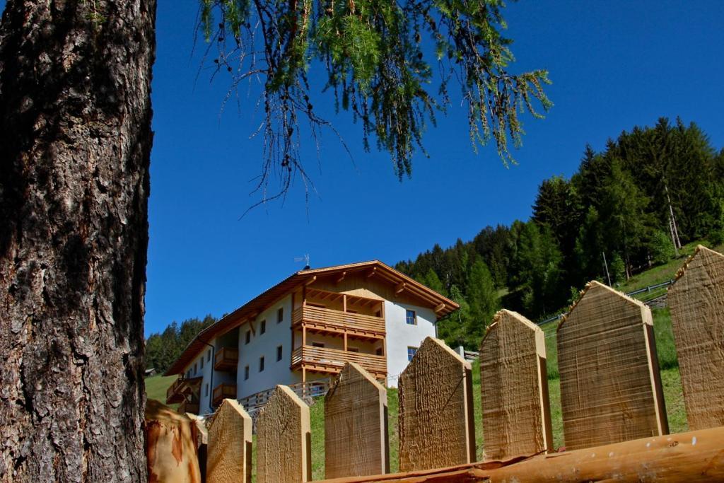 Putzerhof Aparthotel Funes  Εξωτερικό φωτογραφία